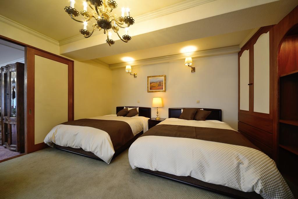 Hotel Showa Club Atami  Exterior photo
