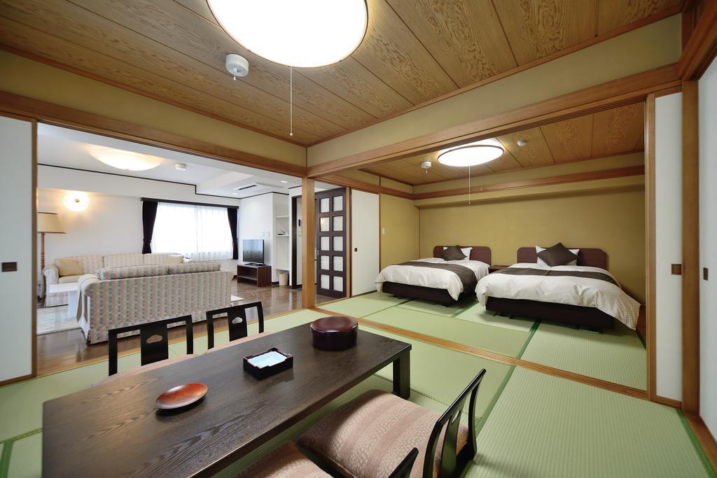 Hotel Showa Club Atami  Exterior photo